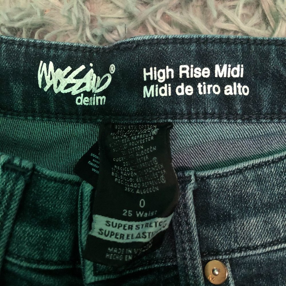 mossimo supply co high rise/waisted denim shorts - Picture 3 of 3